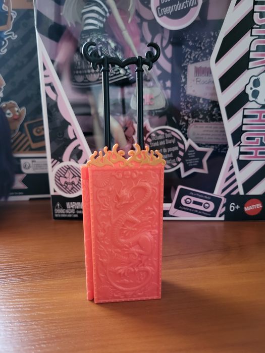 Monster high walizka lalki Jinafire Scaris