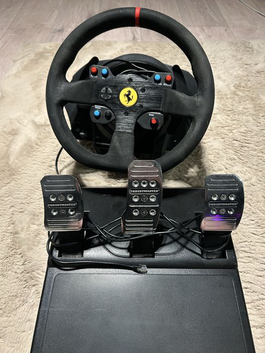Thrustmaster T300 alcantara edition