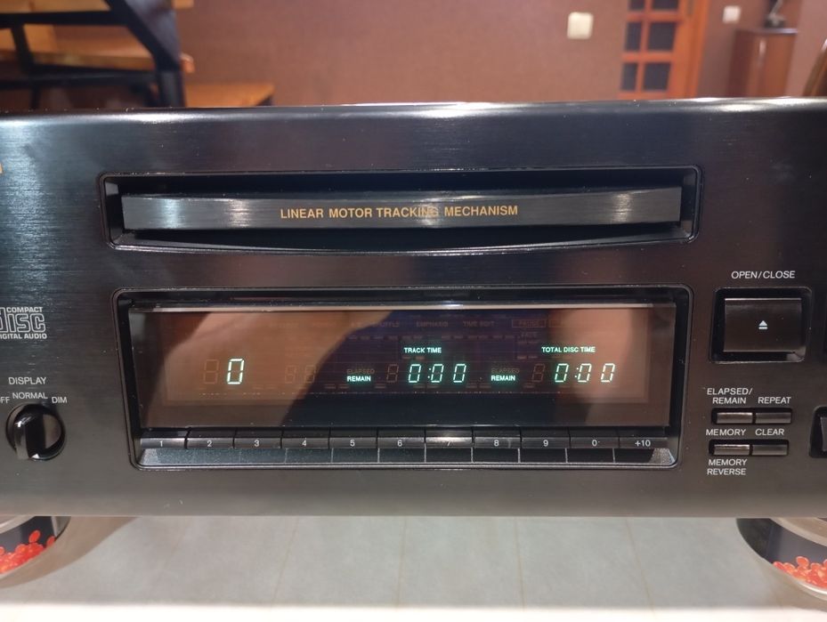 Onkyo Integra DX-6850 CD програвач