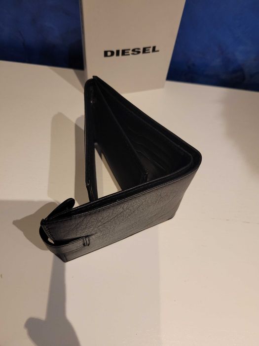 Czarny męski skórzany portfel Diesel