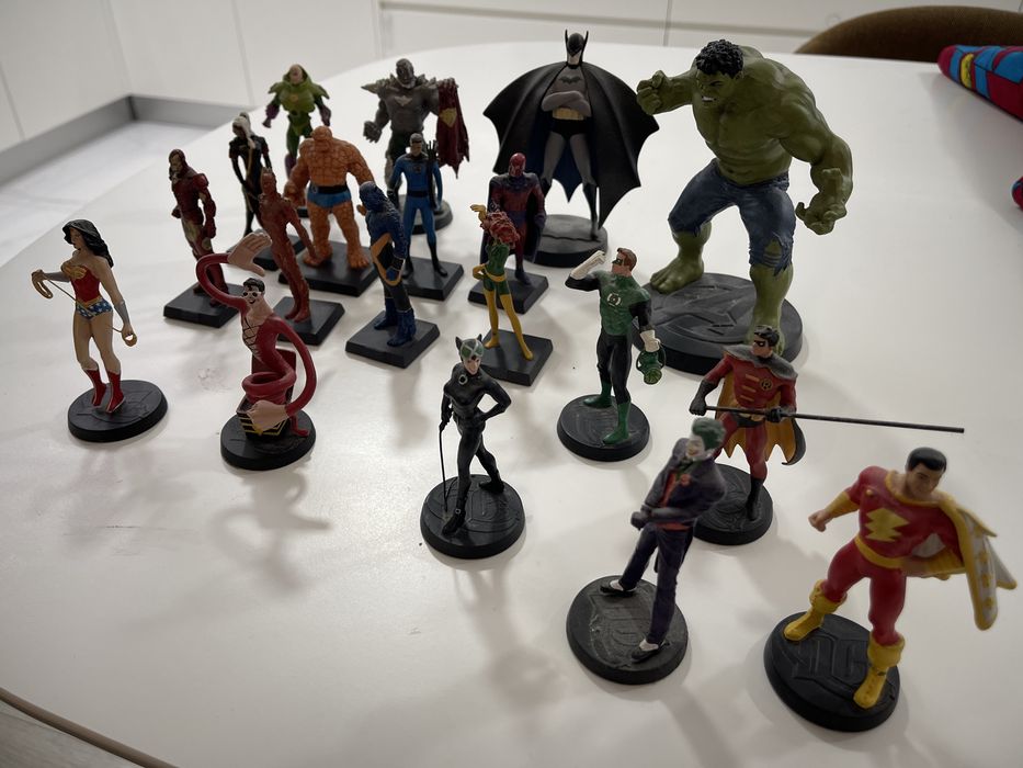 Figuras coleção DC / Marvel / Starwars
