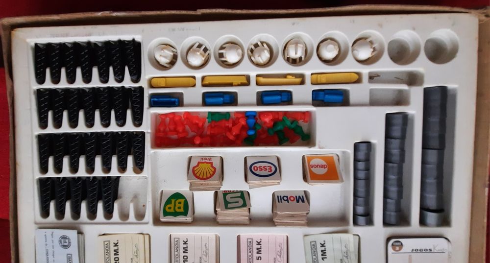 Petróleo  - Jogo tabuleiro Karto