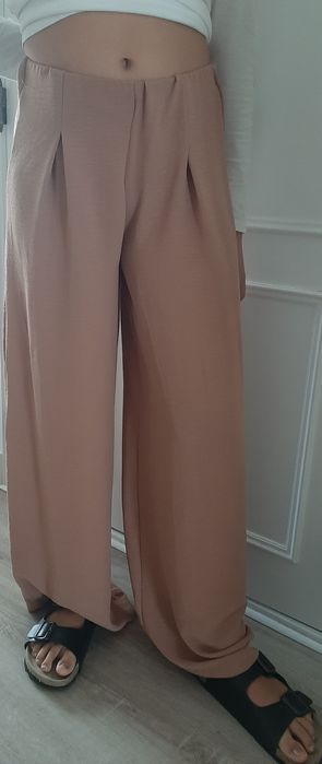 Calças largas da Zara, tam. S , cor terra