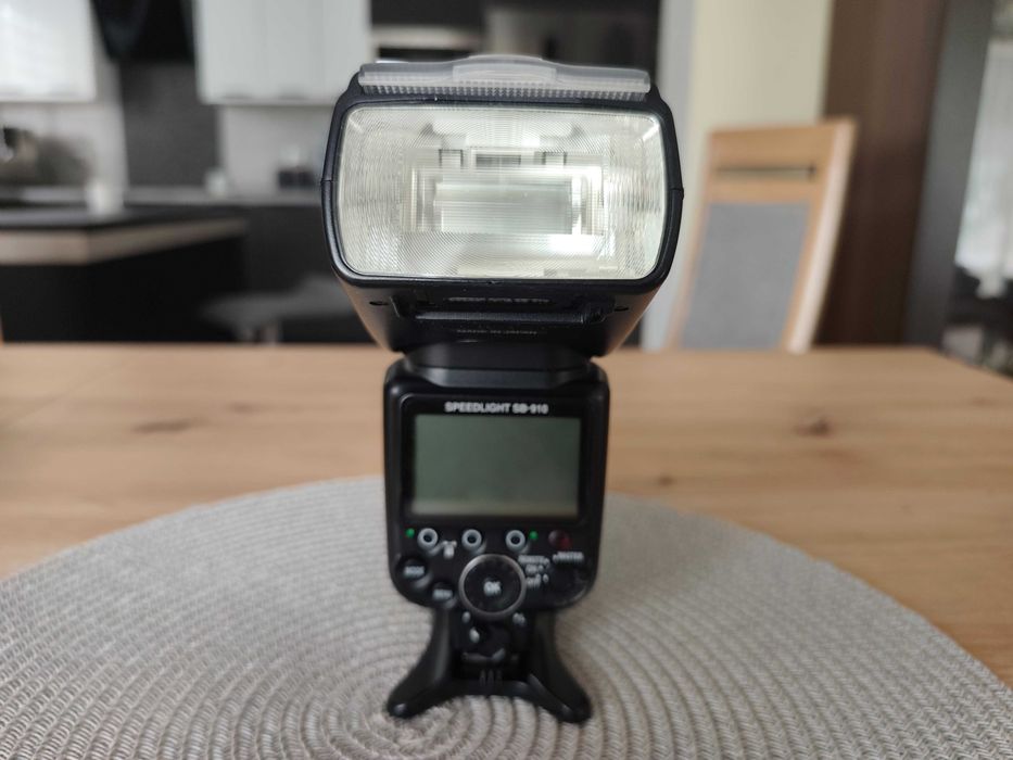 Lampa Nikon SB-910