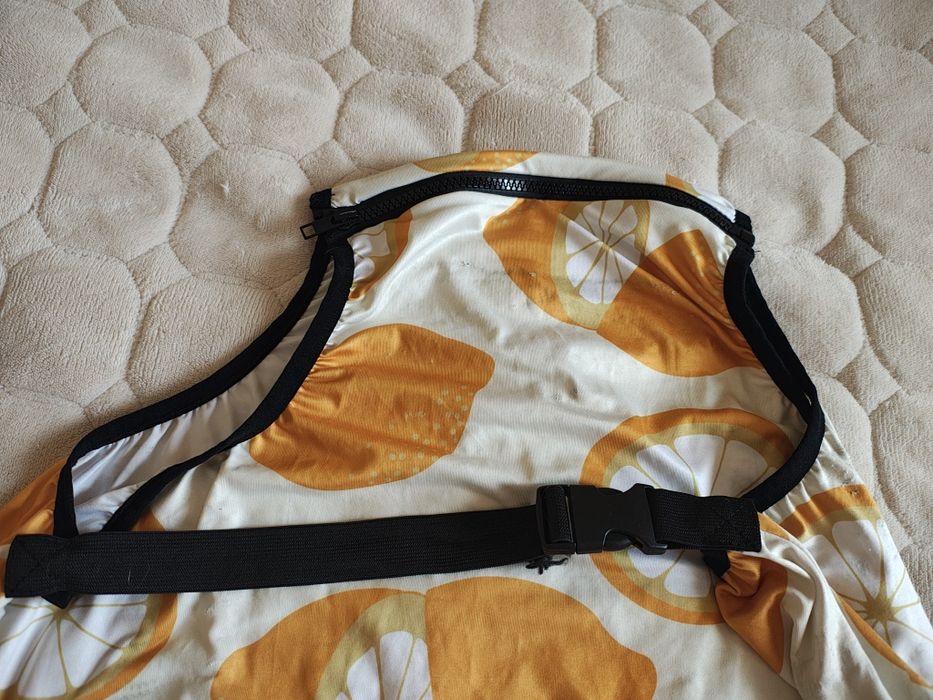 Чохол для великої валізи.