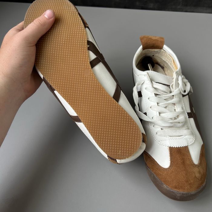 Кросівки Asics Onitsuka tiger ( size 44 ) Стан 8.5/10