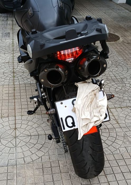 Yamaha FZ6 S2 Black Edition ABS + material