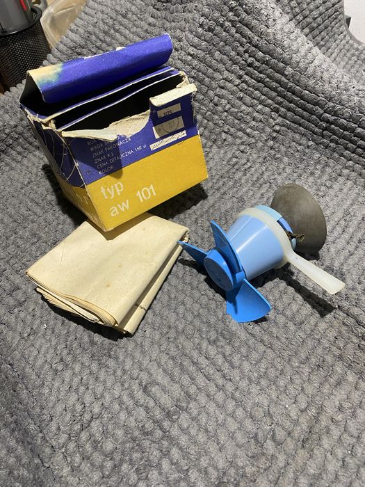 Wentylator samochodowy aw 101. Metrix. PRL.