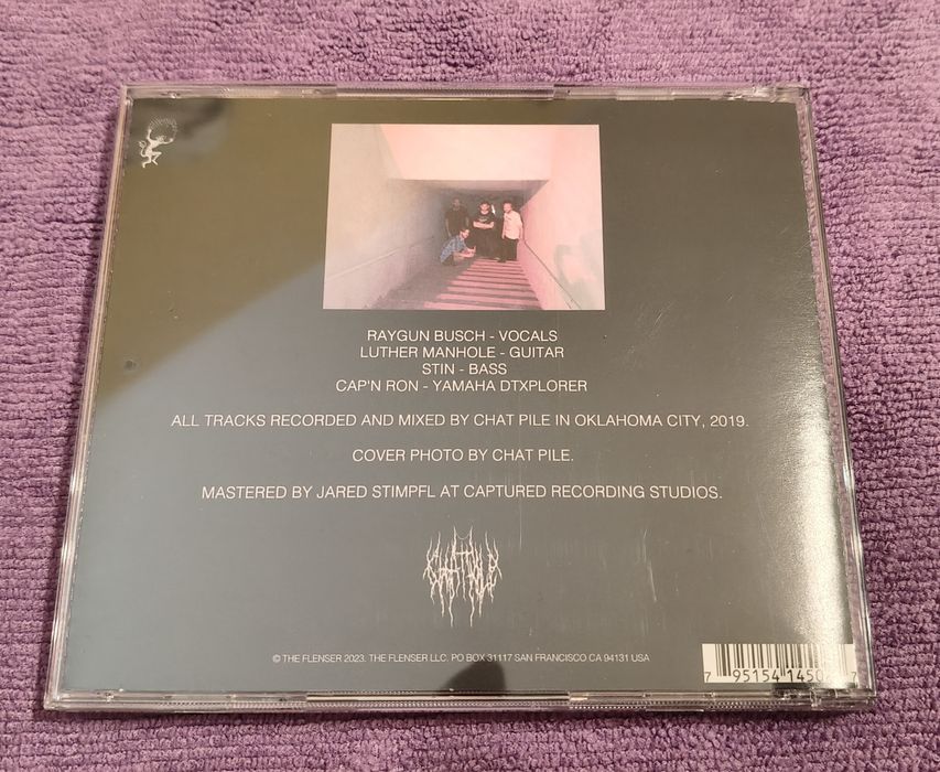 Chat Pile - The Dungeon Earth/Remove Your Skin Please CD
