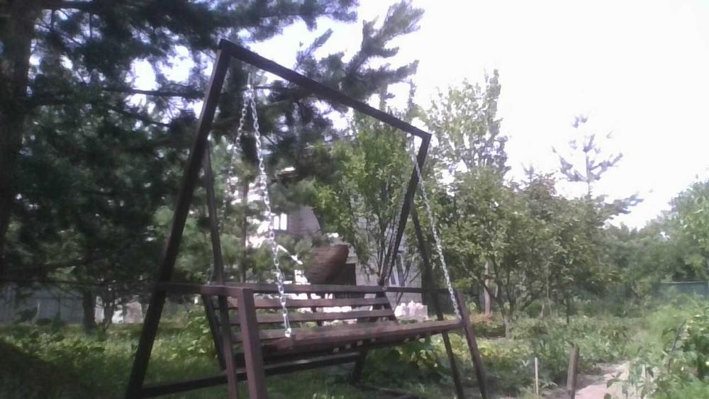 продам садовую качель-лавочку