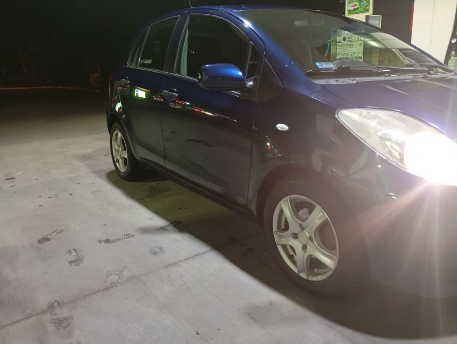 TOYOTA YARIS II 1.4 diesel  6 biegów Klima