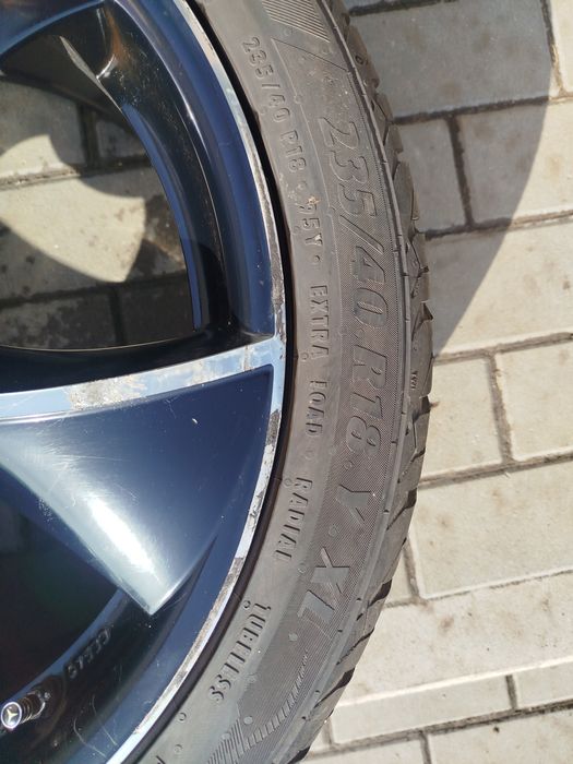 Sprzedam felgi aluminiowe z oponami.