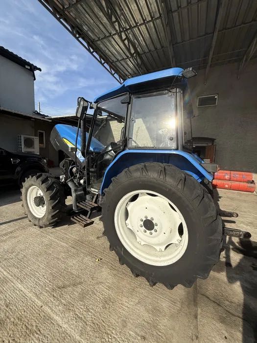 Трактор New Holland TL5060/мтз