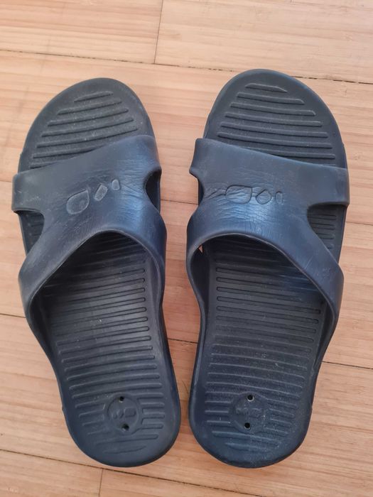 Buty chłopięce do gry na hali 38 plus klapki