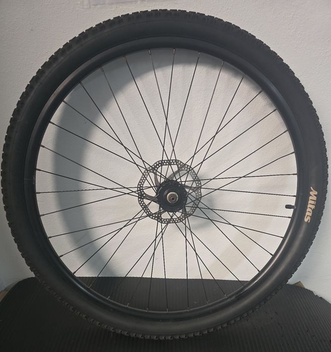 Vendo roda dianteira etrto 622X19C