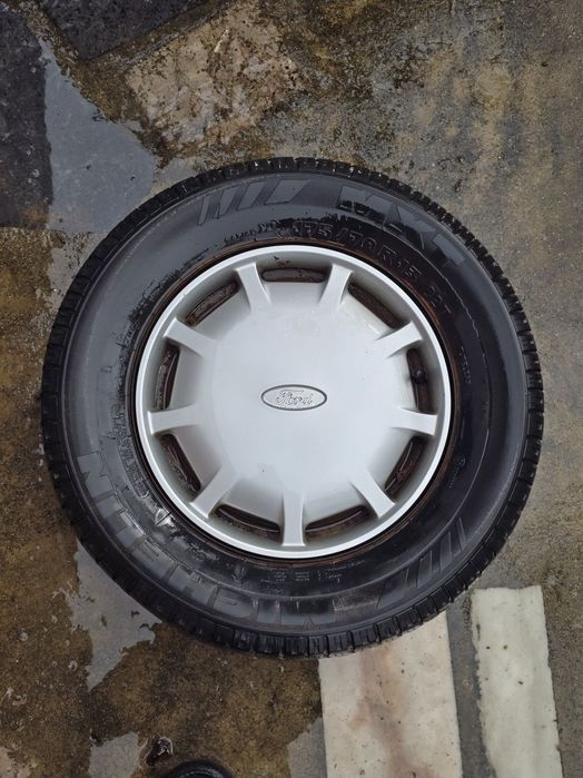 Tampões Ford 13 "