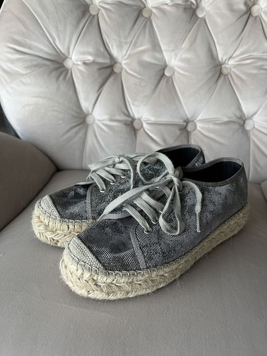 Szare buty wiązane espadryle wiosna słomkowe