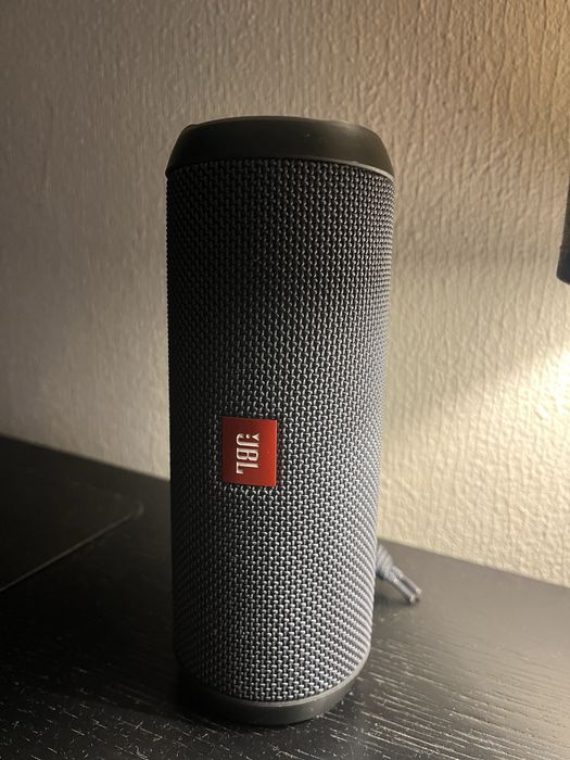 JBL Flip Essential