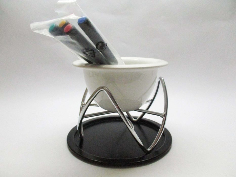 Fondue em loiça com garfos