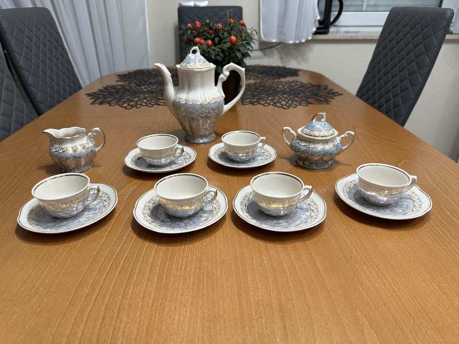 Zestaw filizanek komplet