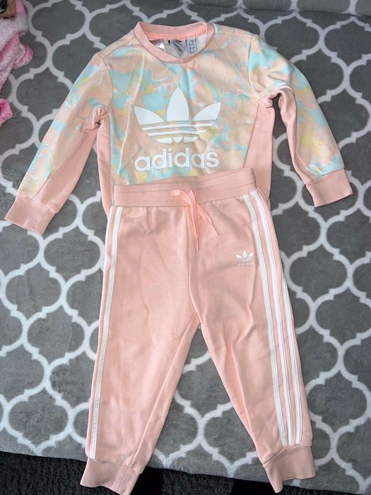 Спортивні костюм Adidas для дівчинки