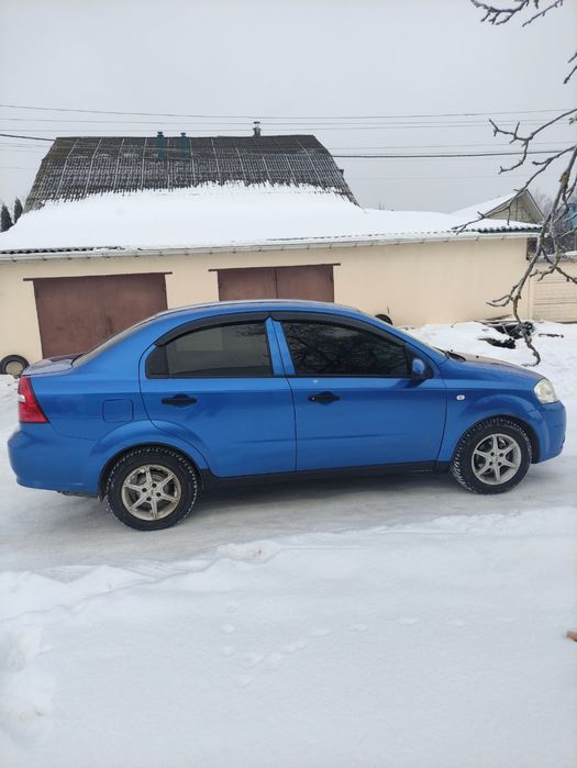 Chevrolet Aveo 2007 г газ бензин