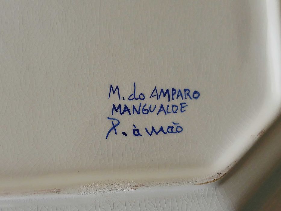 Travessas em louça e vidro