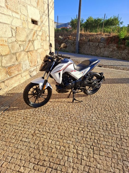 Sym Nhx125 de 2020  revisionada   com 20.000km