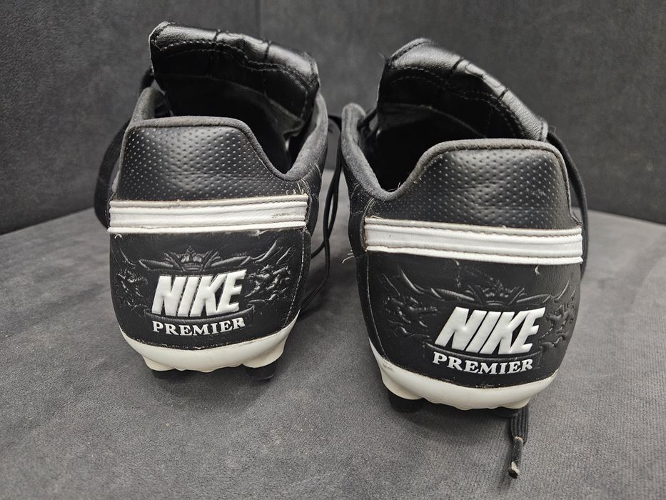 Sprzedam buty piłkarskie korki Nike Tiempo Premier 3 w rozm. 40,5