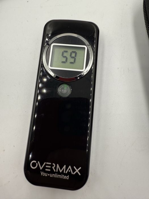 Alkomat Overmax AD-02 z bateriami