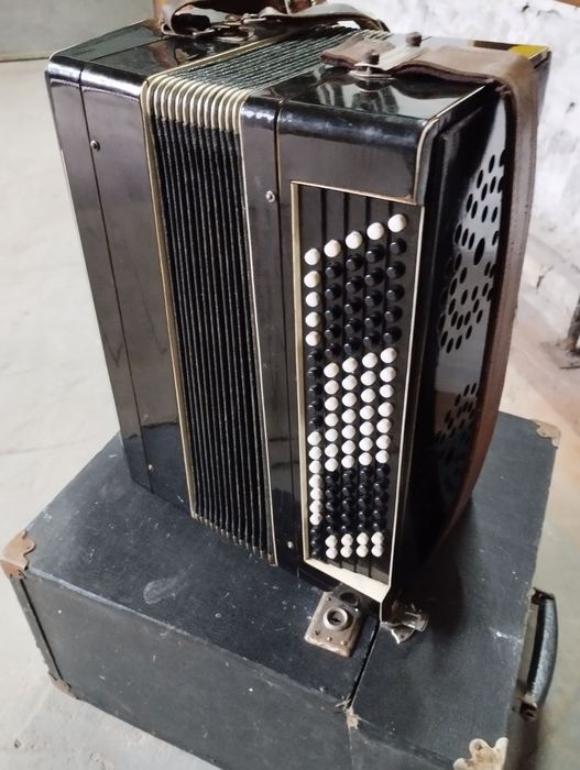 Продам гамонь ретро