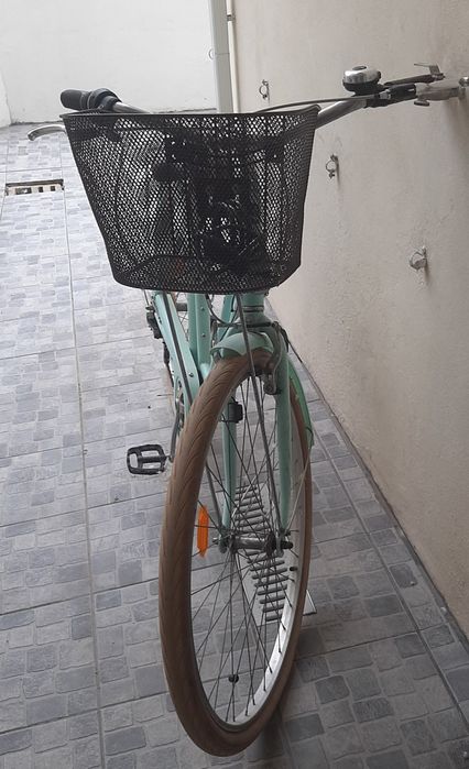Bicicleta azul mar