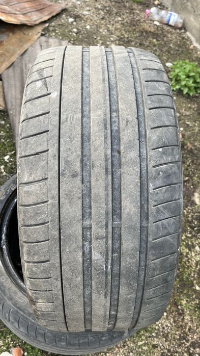 DUNLOP 235/40R18