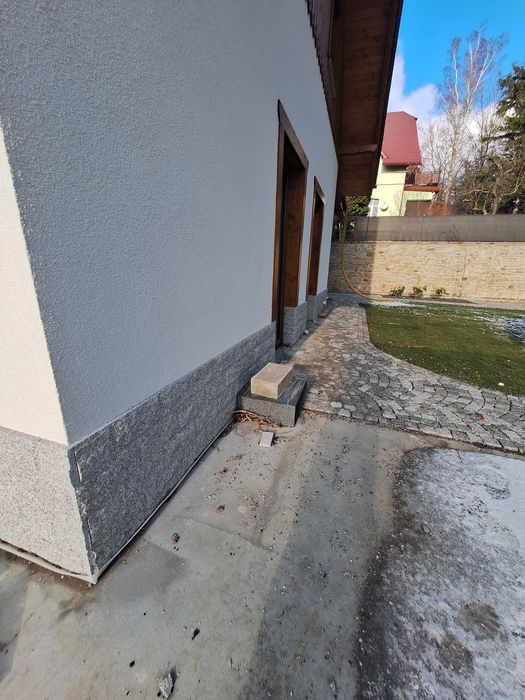 Elewacje z kamienia Granit układanie granitu kostka