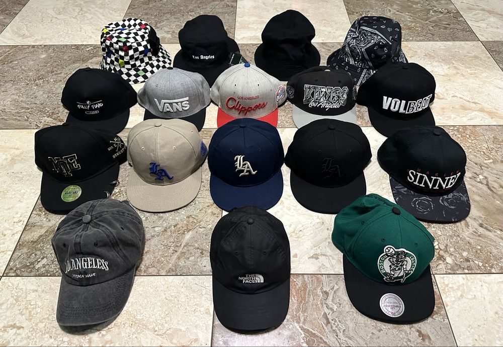 Кепки бейсболки снепбек Vans Mitchell&Ness New Era  The North Face
