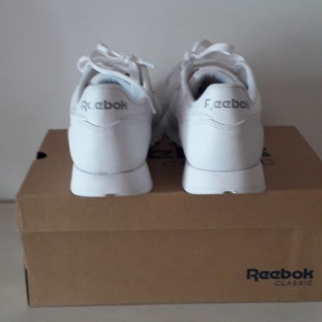 Ténis da Reebok Originais NOVOS em pele brancos - número 37