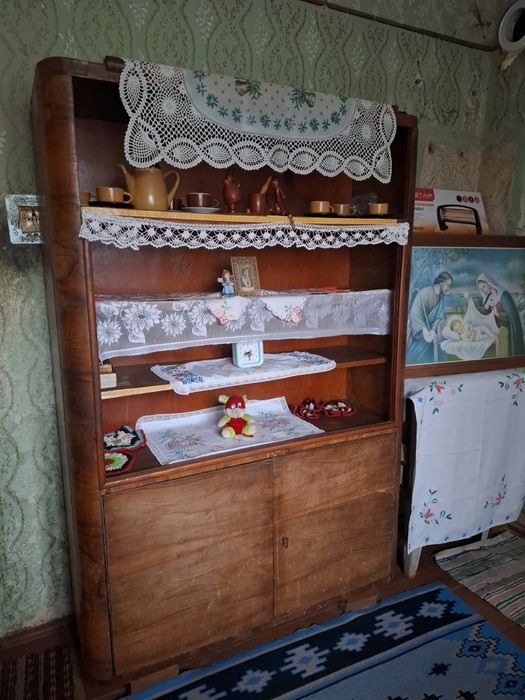 Буфети, 2 штуки з натурального дерева