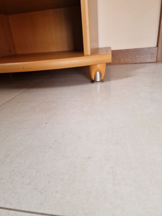 Stolik pod telewizor