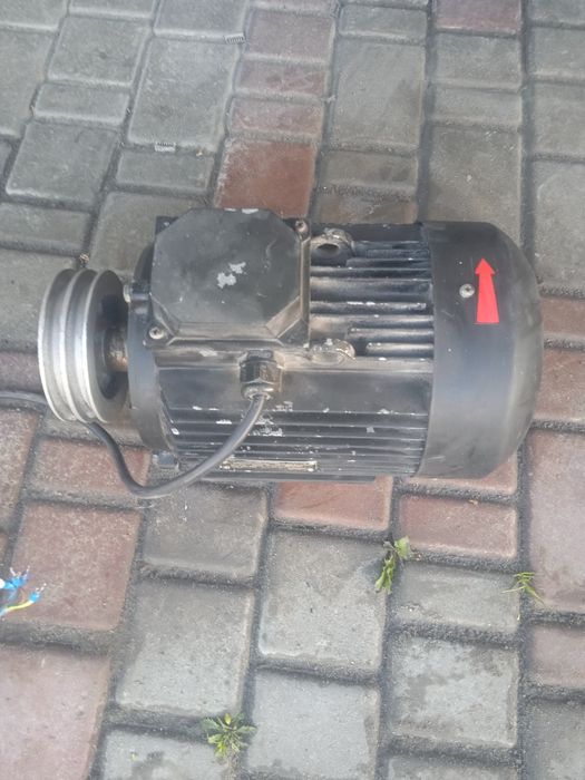 Електро двигун 380/2850об.
