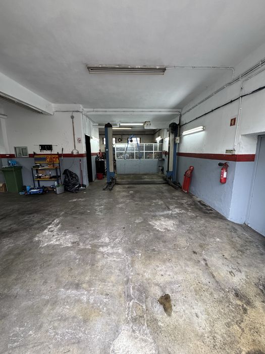 Oficina auto para trespasse