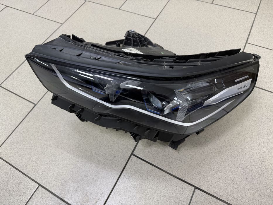 BMW i5 5 G60 фара ліва USA бмв 5 г60 Америка