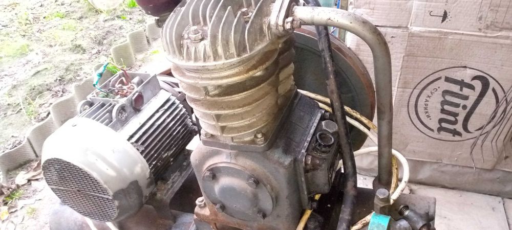 Продам компресор