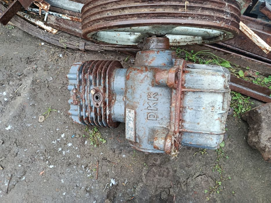 Компресор вага 100 кг