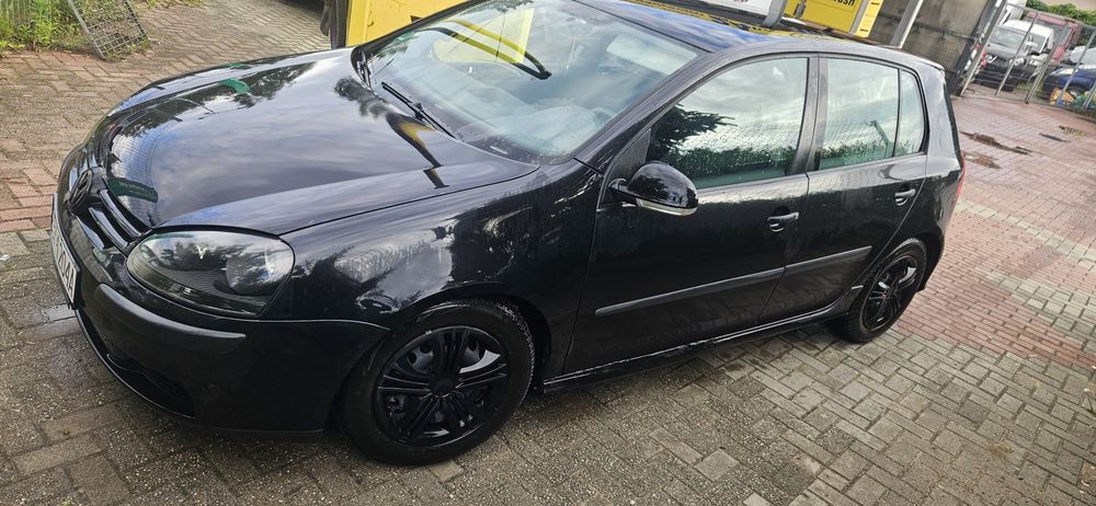 VW GOLF 5 2004r.