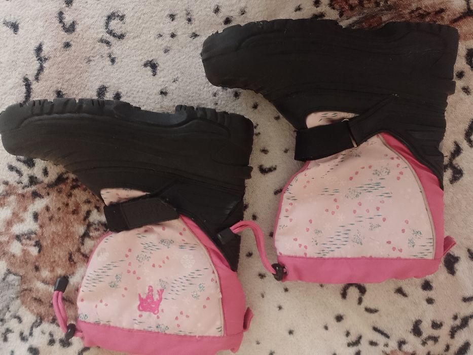 Сапоги резиновые  на размер 38