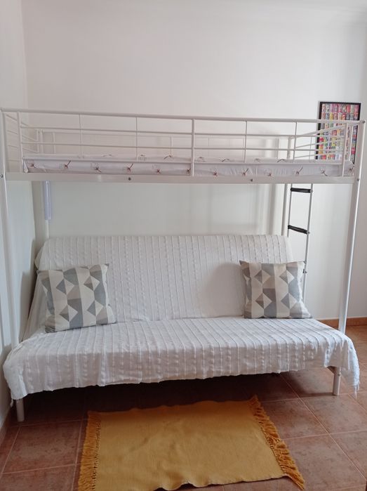 Beliche com cama de casal