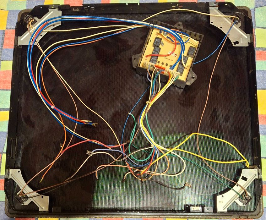 Духовка Whirlpool AKR 216/IX с варочной панелью AKR 105/NB запчасти
