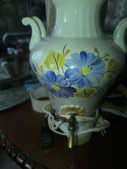 Электро самовар фарфоровый новый.