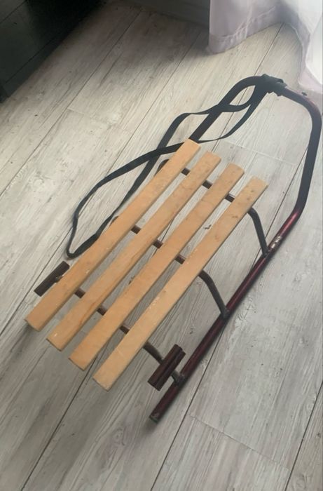 Дітячі санки в ідеальному стані