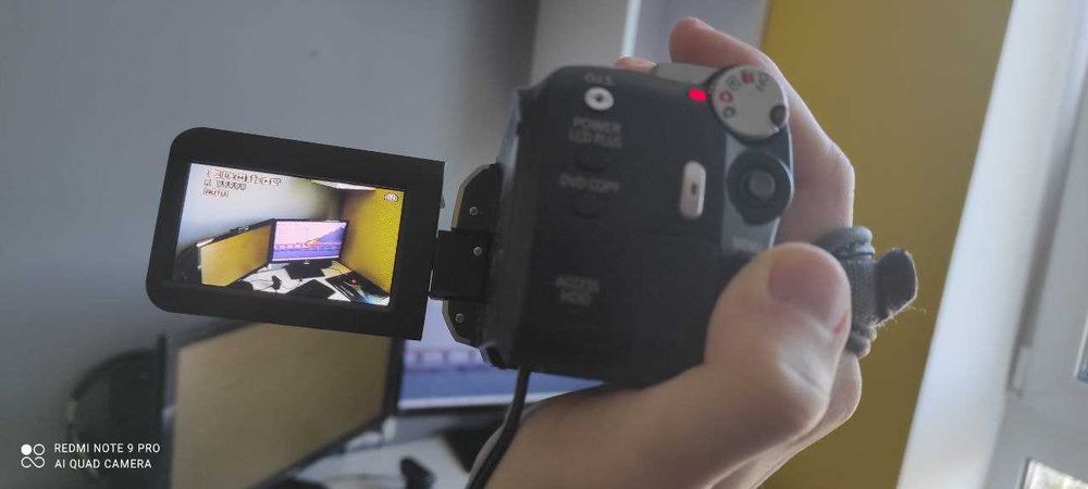 Камера Panasonic SDR-H40EE-S - 42X zoom - HDD